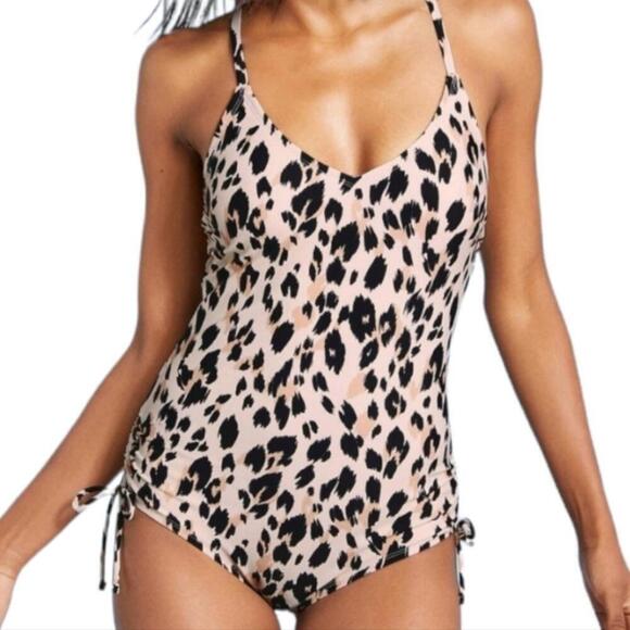 Women's Modern Medium Coverage One Piece Swimsuit | Kona Sol | Small (4-6) - Picture 9 of 10